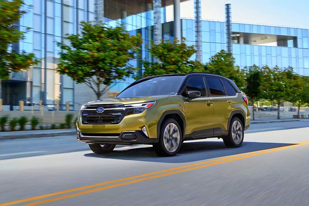 Subaru-2025-Forester-Hybrid-Unveils-2-1024x683.jpg