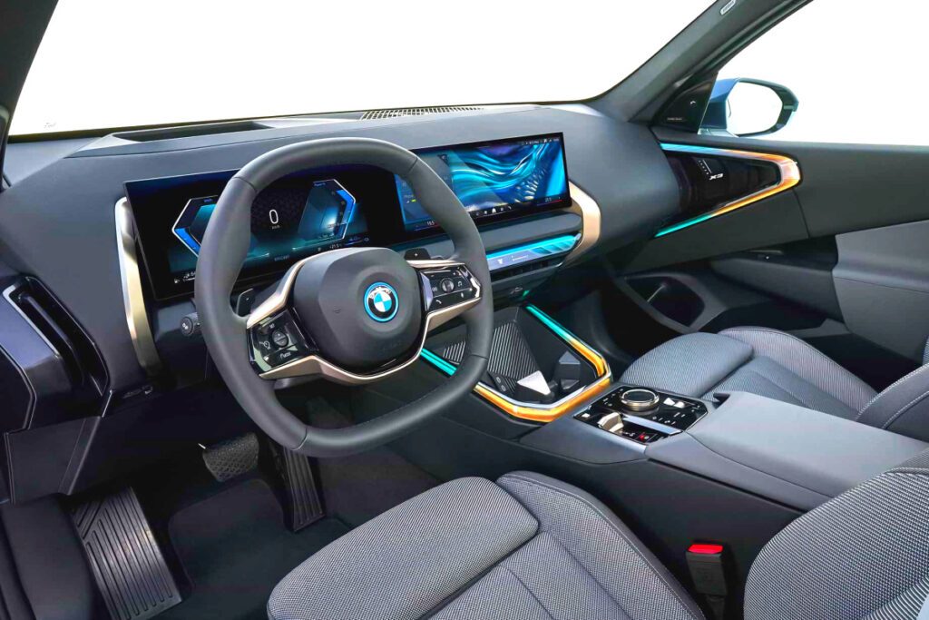 BMW-unveils-the-new-X3-PHEV-5-1024x683.jpg