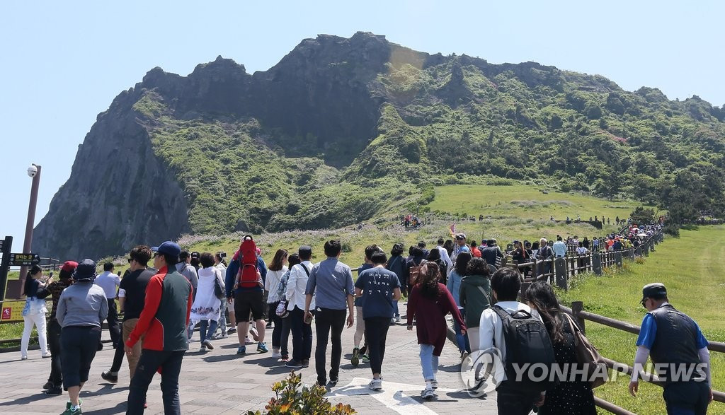 Order-Among-Foreign-Tourists-Jeju-5.jpg