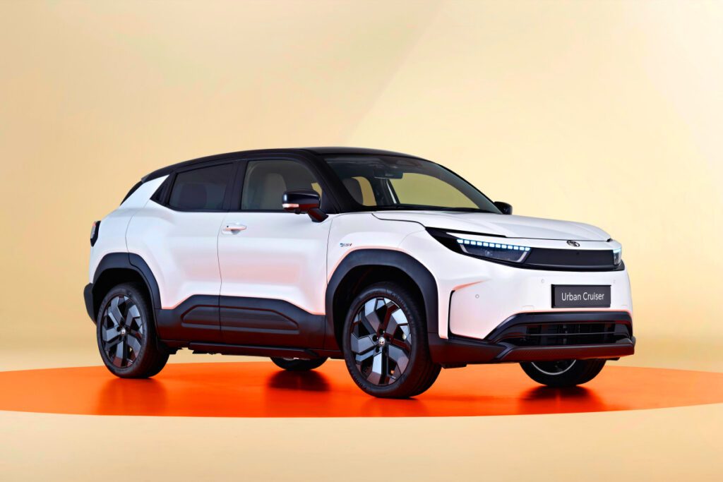 Toyota-Urban-Cruiser-Unveiled-5-1024x683.jpg