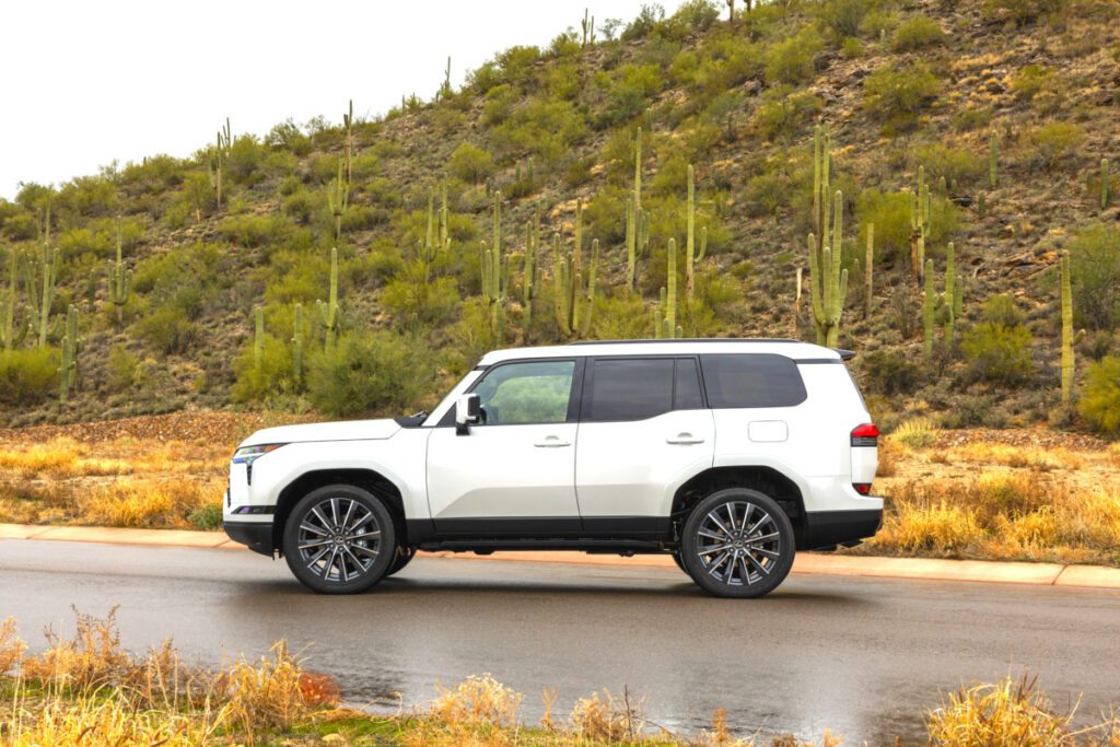 New-Lexus-GX-Price-Increase-1024x683.jpg