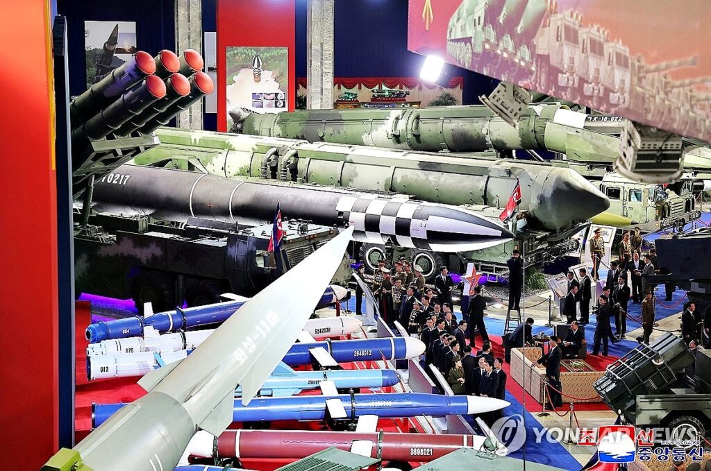 North-Korea-captures-hypersonic-warheads-publicly004-1024x679.jpg