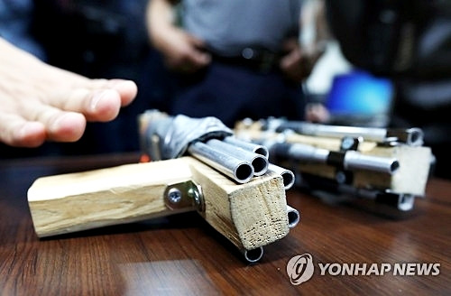 South-Korea-caught-making-homemade-firearms005.jpg