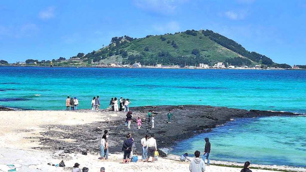 Jeju-Islands-Tourists-Increase-1-1024x576.jpg