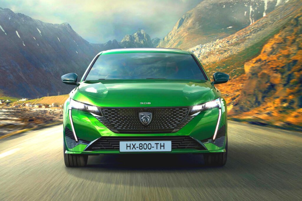 Peugeot-new-308-nears-launch-2-1024x683.jpg