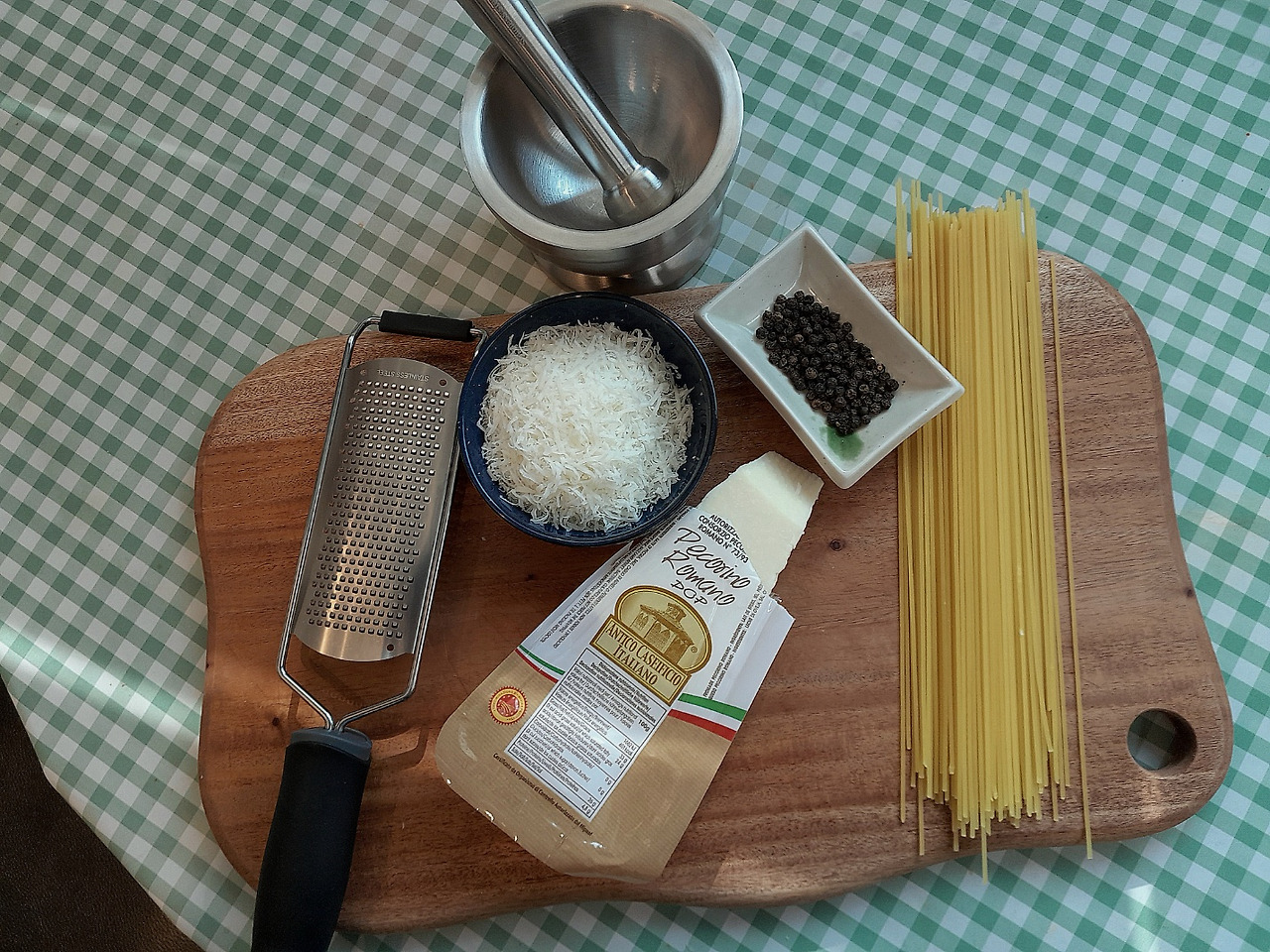 8-1카쵸에페페 재료.jpg