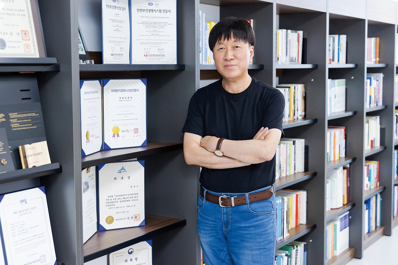 기관장님 사진.jpg