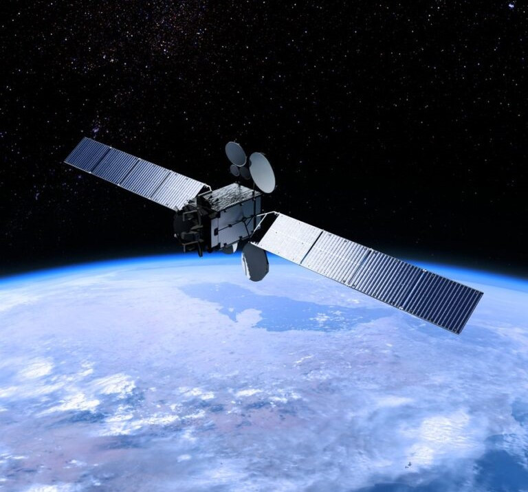 (사진 1) 고정 위성 모습.jpg