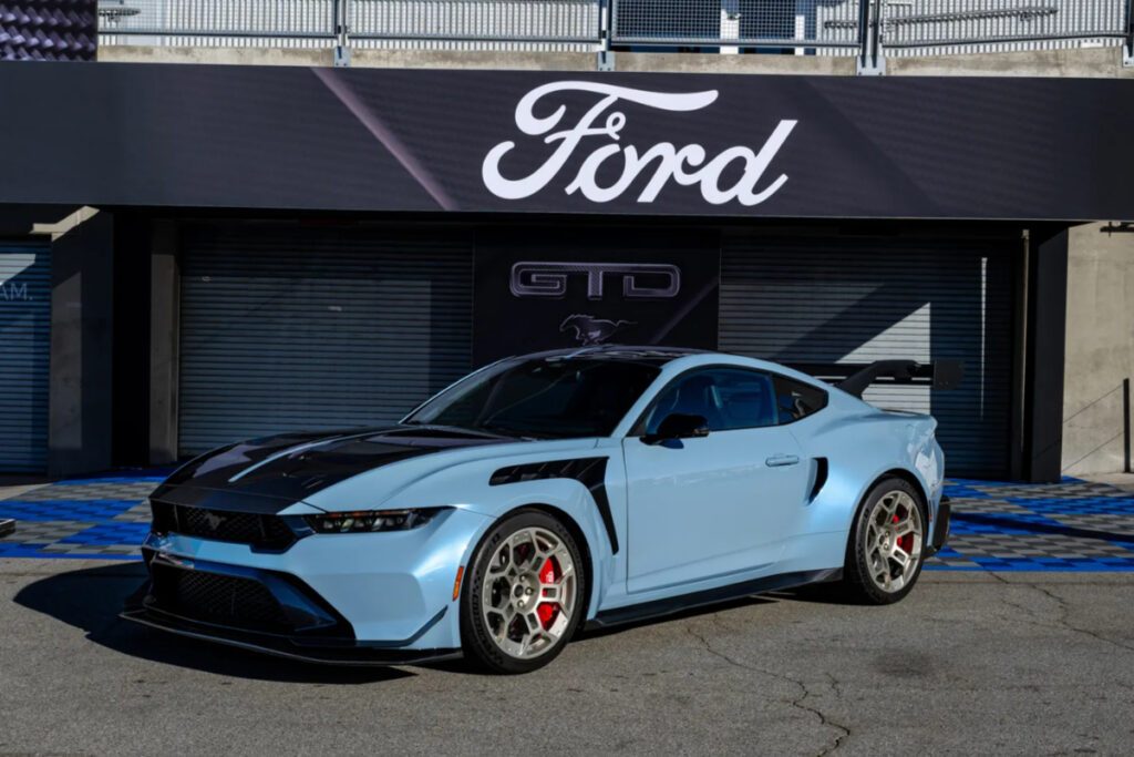 Ford-Mustang-GTD-Unveiled-1024x683.jpg