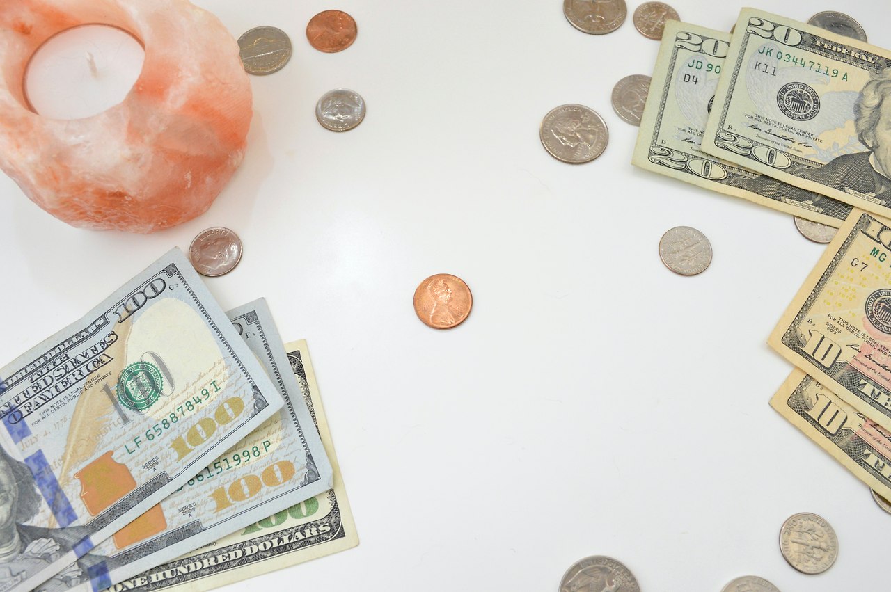 katie-harp-hJ3YgAf8XjI-unsplash (1).jpg