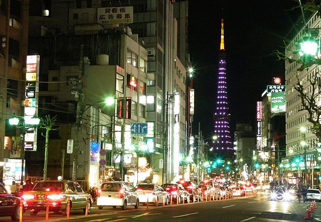 640px-Roppongi_night.jpg