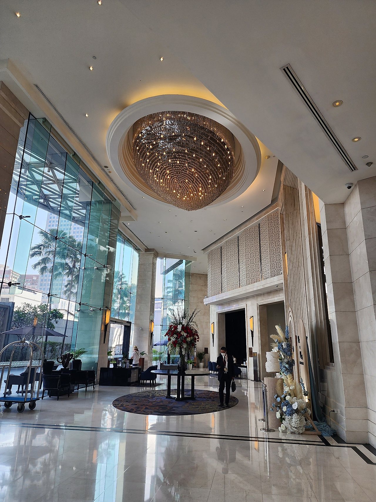 로비.jpg