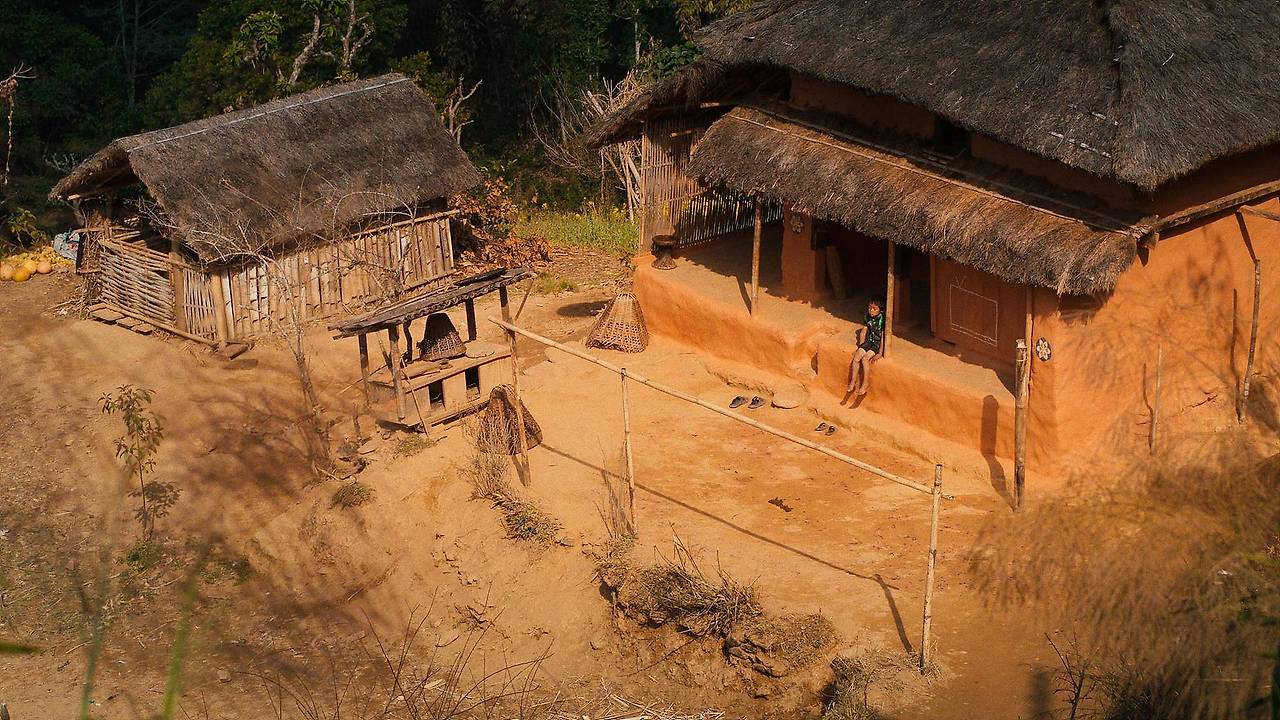 마을로 가는 길.jpg