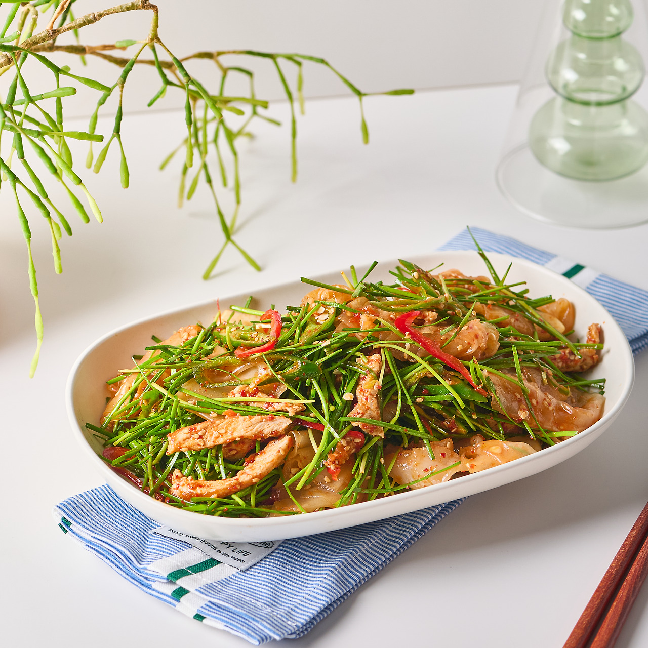 플랫폼_레시피_연두_연두진_티아시아_월남쌈_라이스페이퍼 부추무침_완성 c.jpg