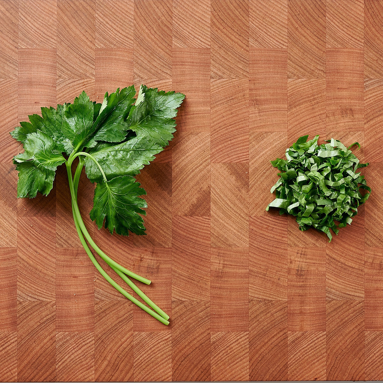 플랫폼_레시피_연두_연두순_참나물살사_과정 2.jpg