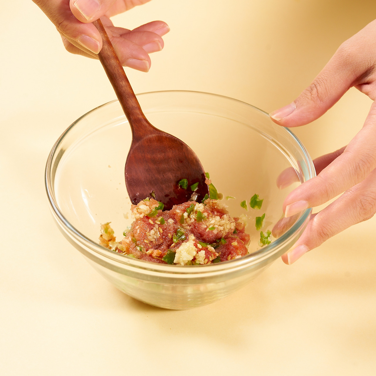 플랫폼_레시피_연두_연두순_부추명란비빔밥_과정 2.jpg