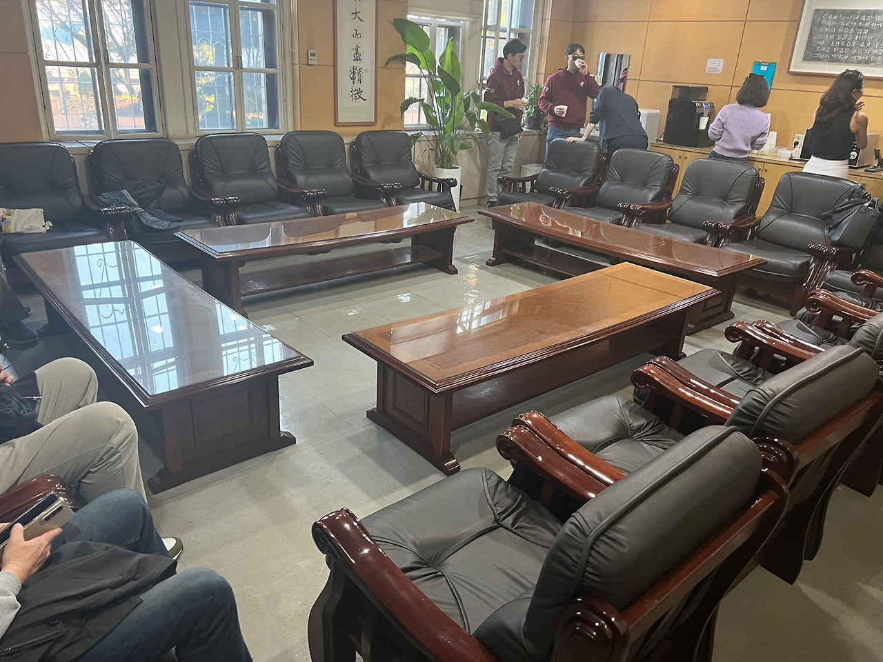 교수 휴게실2.jpg