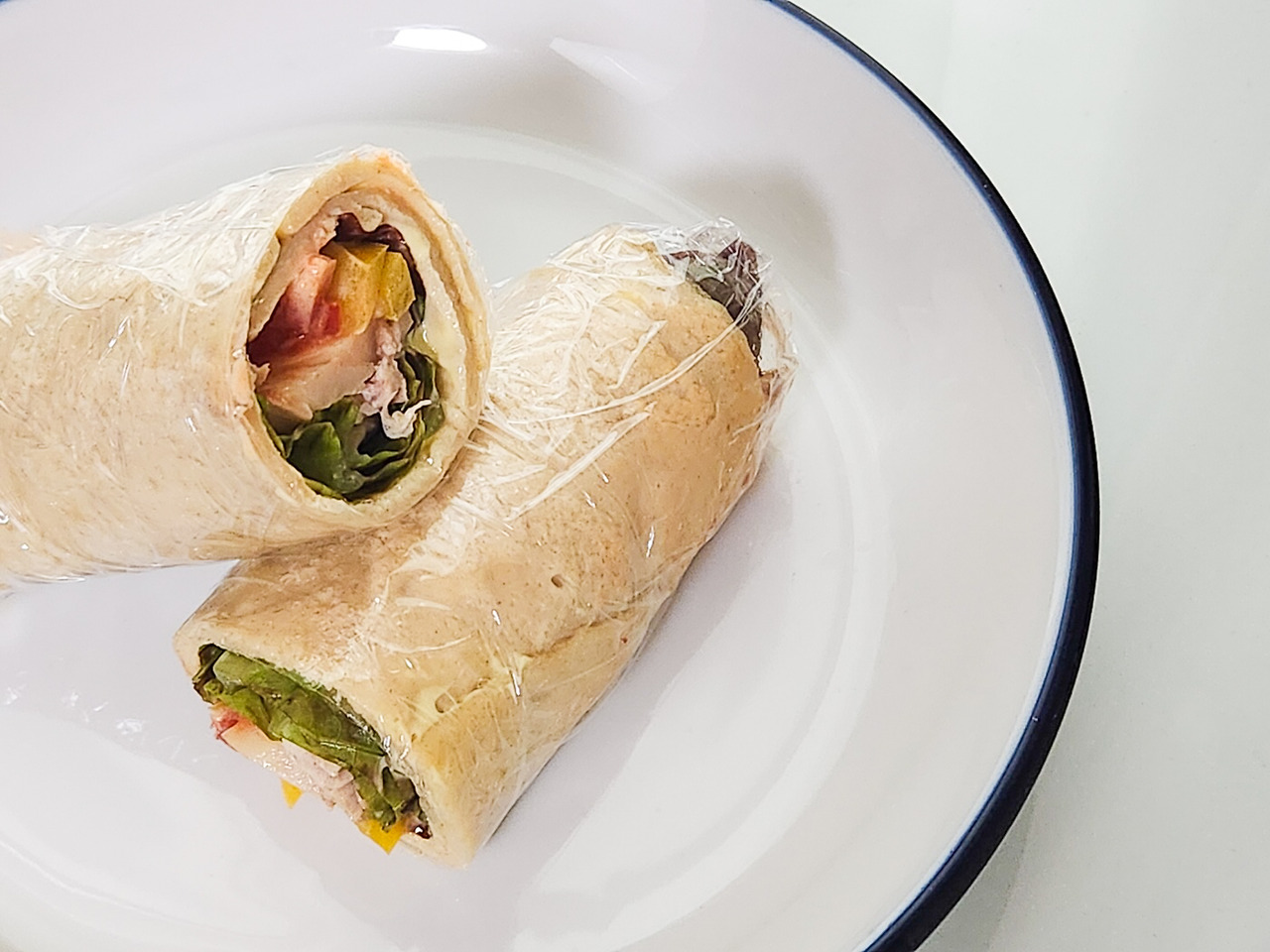 브런치_음식_치킨랩 (2).jpg