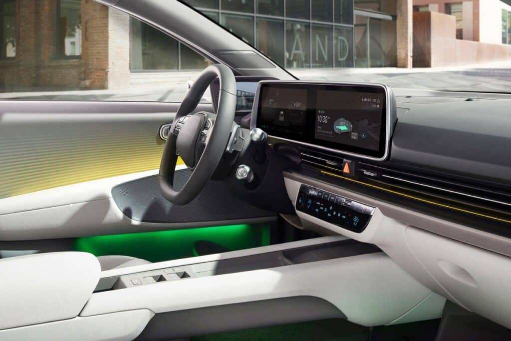 batch_ioniq6_interior-1024x683.jpg
