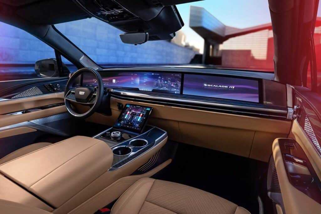 large-ev-escalade-iq-2-1024x683.jpg