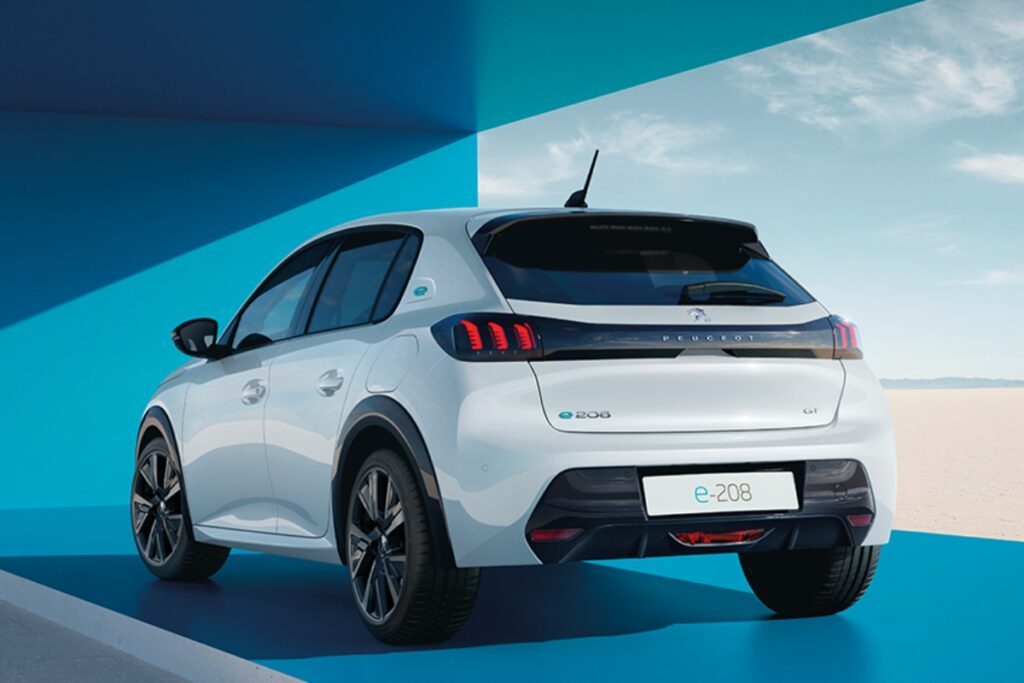 batch_2_edit_PEUGEOT_208_2022_088_FR-1024x683.jpg