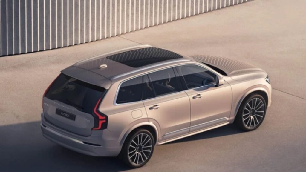 batch_a06-New-XC90-exterior-1024x576.jpg