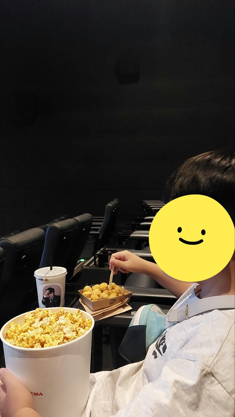 영화관 1.jpg