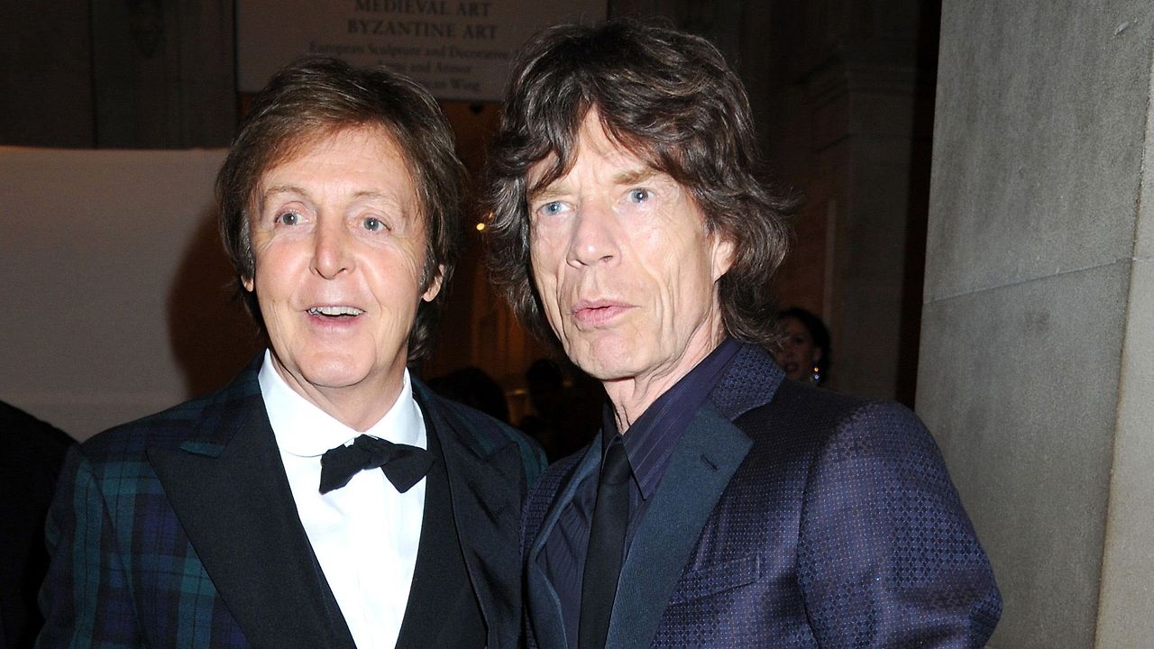230222095603-mccartney-jagger-file-restricted.jpg