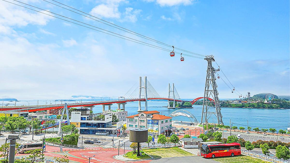 Sacheon-Sea-Cable-Car1.jpg