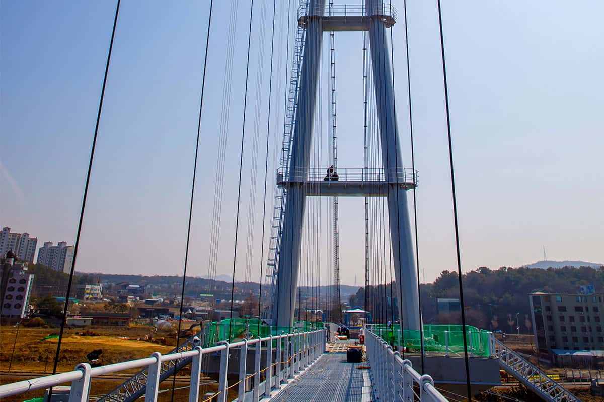 Yeoju-Swinging-Bridge-5.jpg