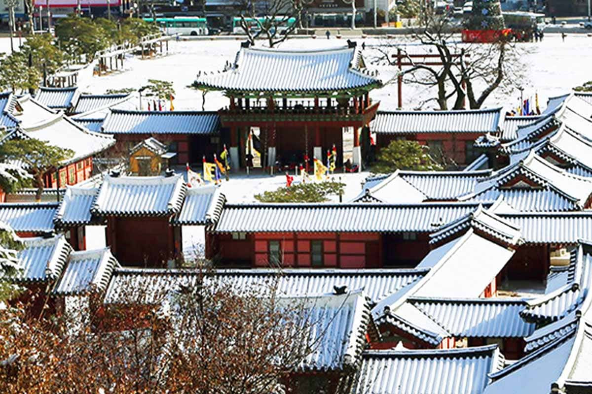 Hanbok-Walking-Spot-in-Snowscape-5.jpg