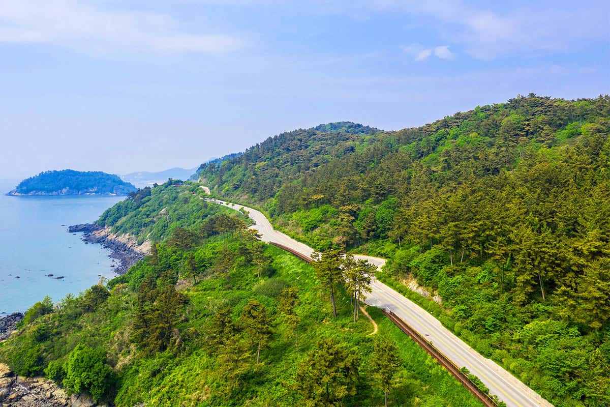 Baeksu-Coastal-Road2.jpg