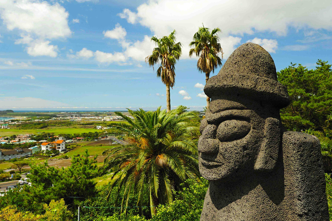 rI3WKa_송악산에서 바라본 제주.jpg