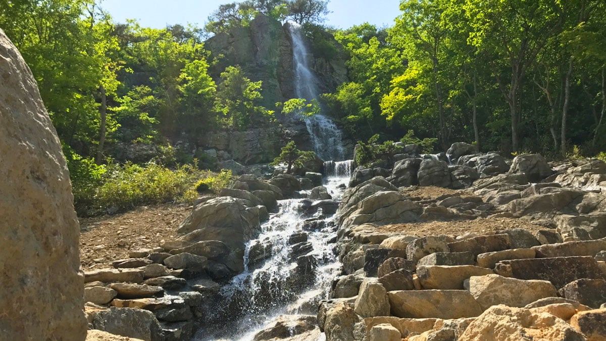 Seonunsan-Dosol-Falls-3.jpg