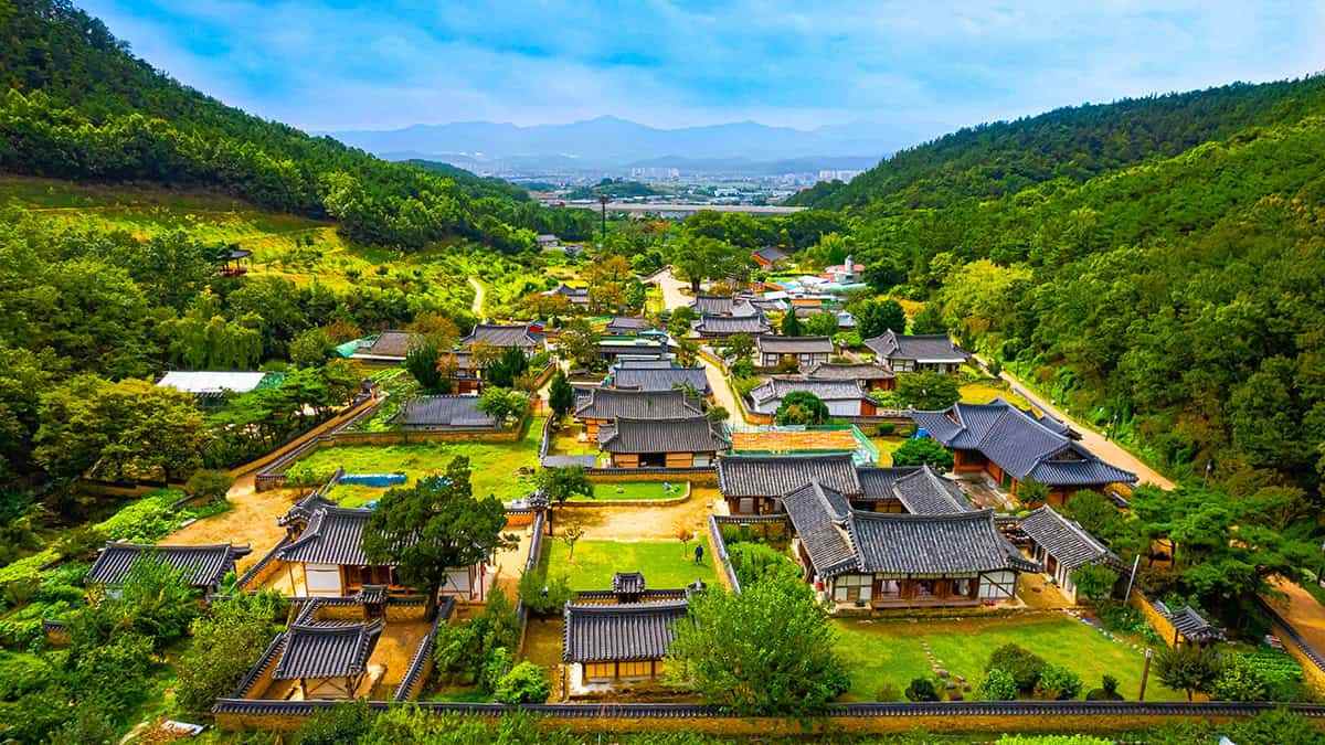 Daegu-Otgol-Village-1.jpg