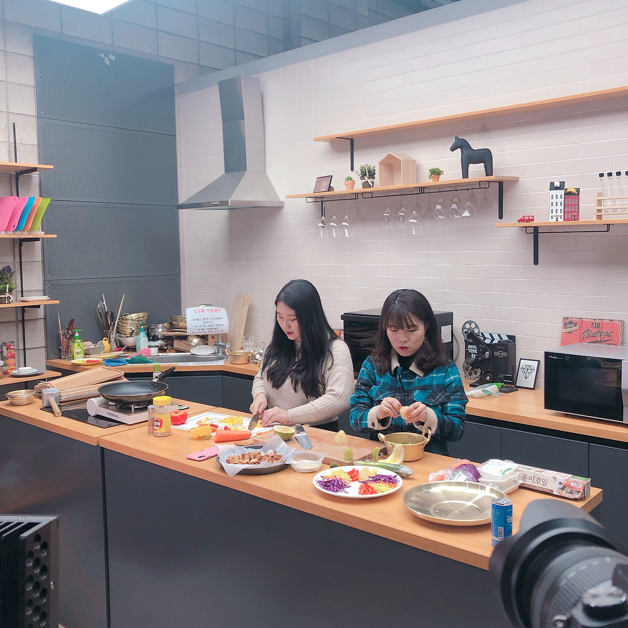 촬영 비하인드7.jpg