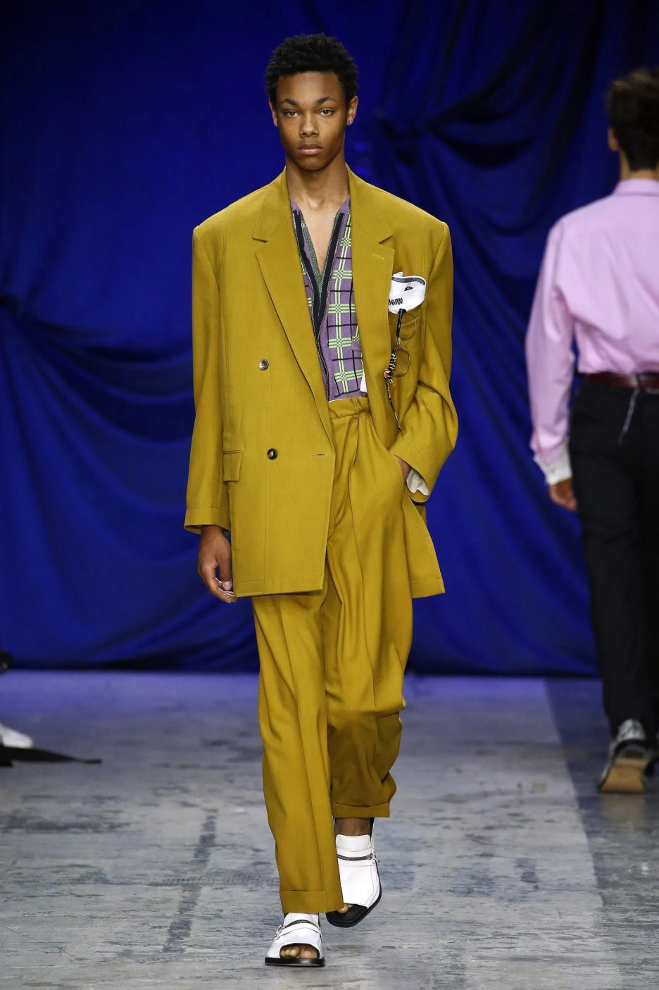 Magliano-Menswear-Spring-Summer-2020-Milan-Fashion-Week-Runway-0012.jpg