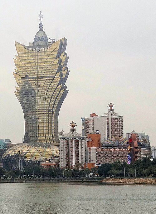 Grand-Lisboa-2016.jpg