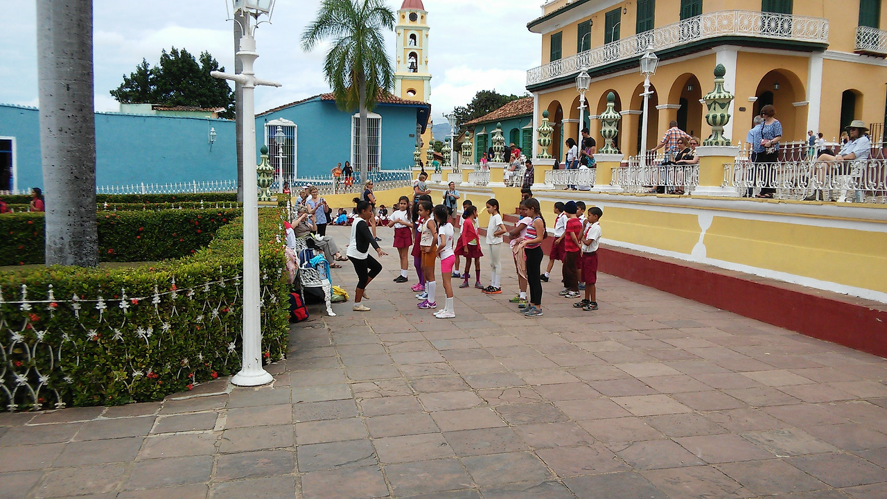 마요르 광장의 초딩 수업.jpg