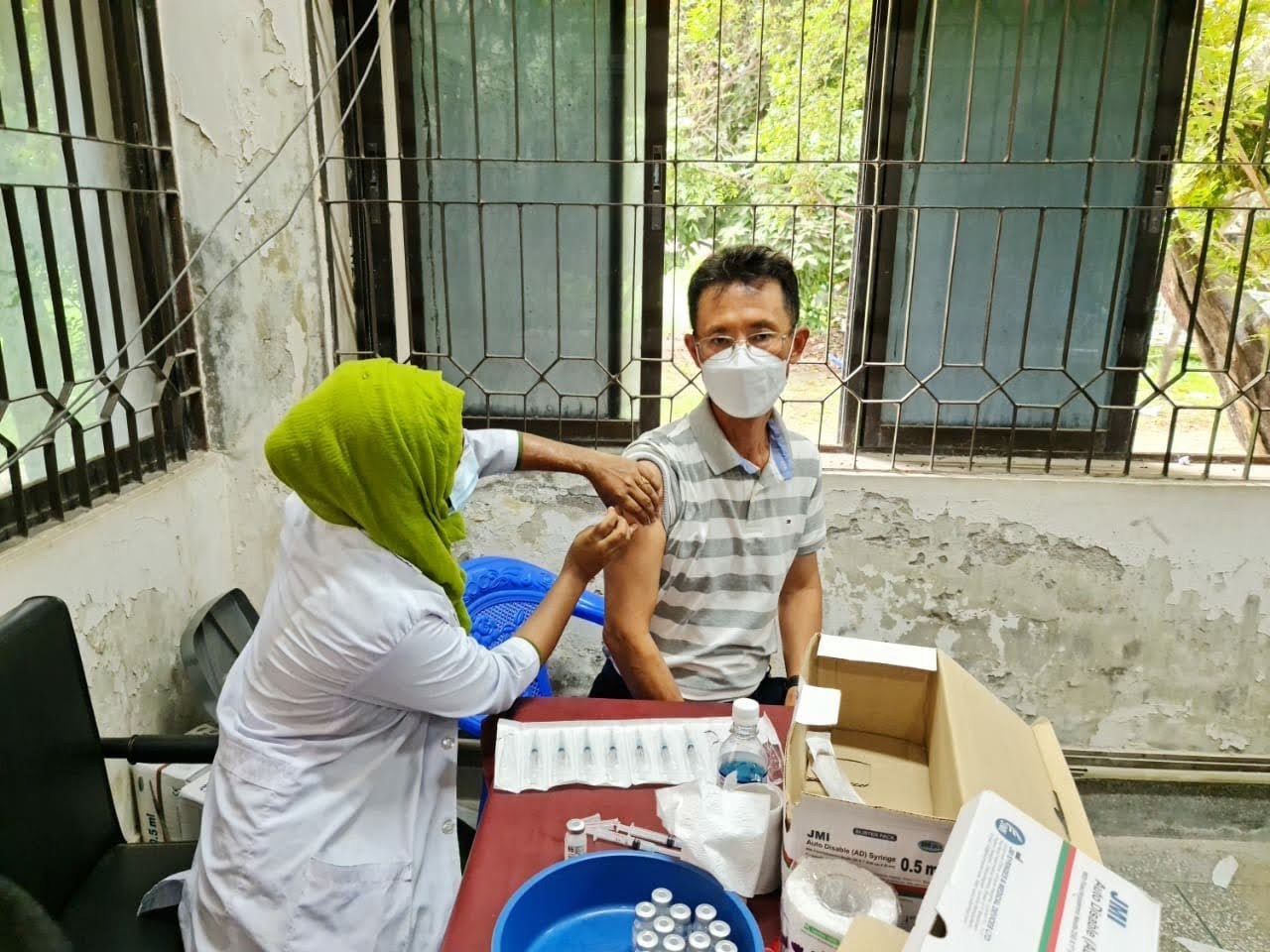 228  2020년 코로나 백신 접종.jpg