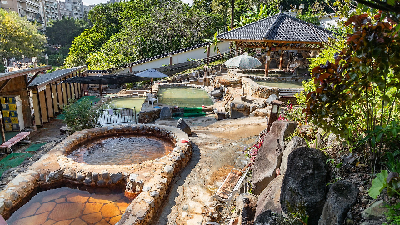 470586-Beitou-Hot-Springs-Park.jpg