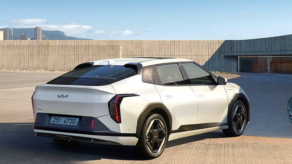 Kia-EV4-named-%E2%80%98Electric-Vehicle-of-the-Year-4-1024x576.jpg