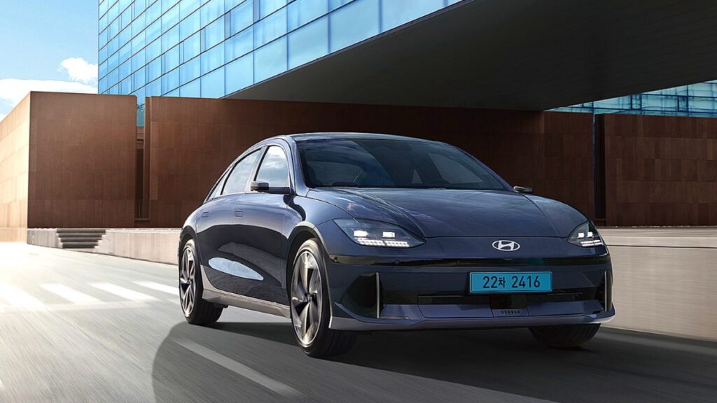 Hyundais-electric-car-Ioniq-series-exceeds-500000-units-sold-worldwide-5-1024x576.jpg