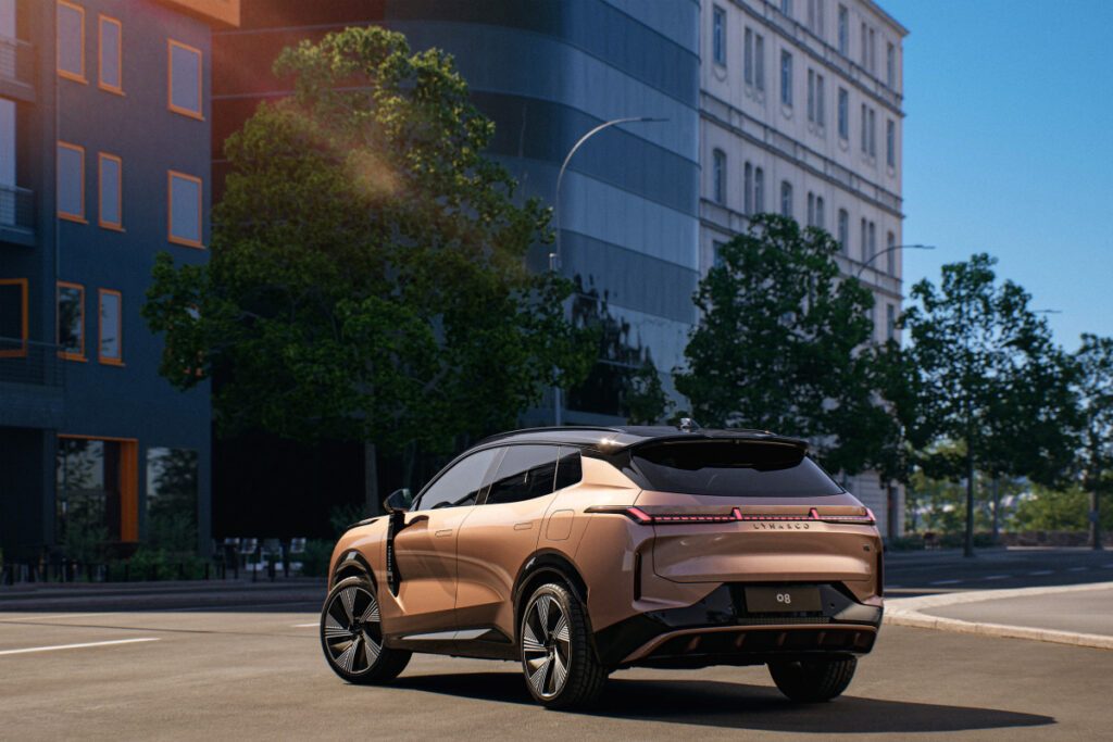 Lynk-Co.-08-PHEV-SUV-launched-in-European-market-4-1024x683.jpg