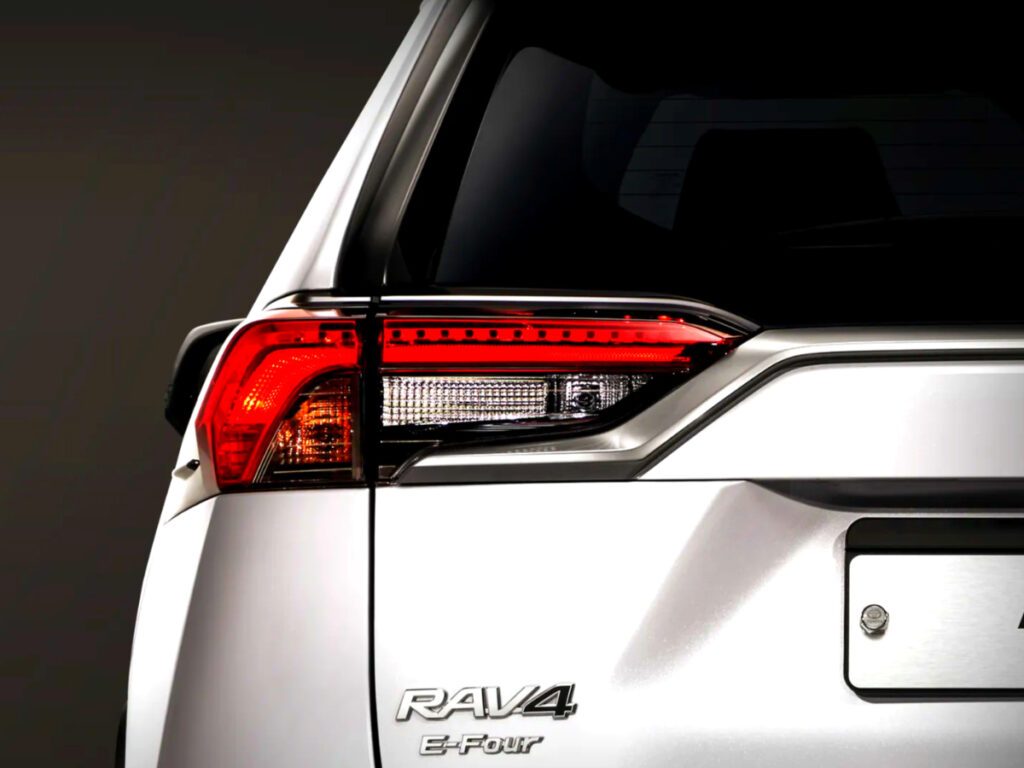RAV4-1024x768.jpg