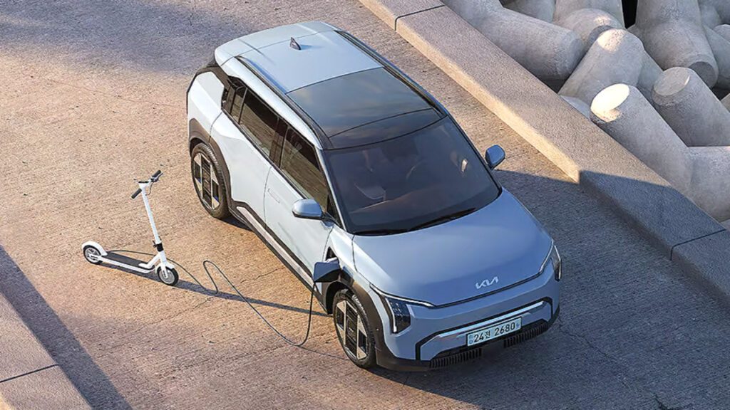 Kia-EV3-Seltos-and-other-compact-SUVs-are-popular-1024x576.jpg
