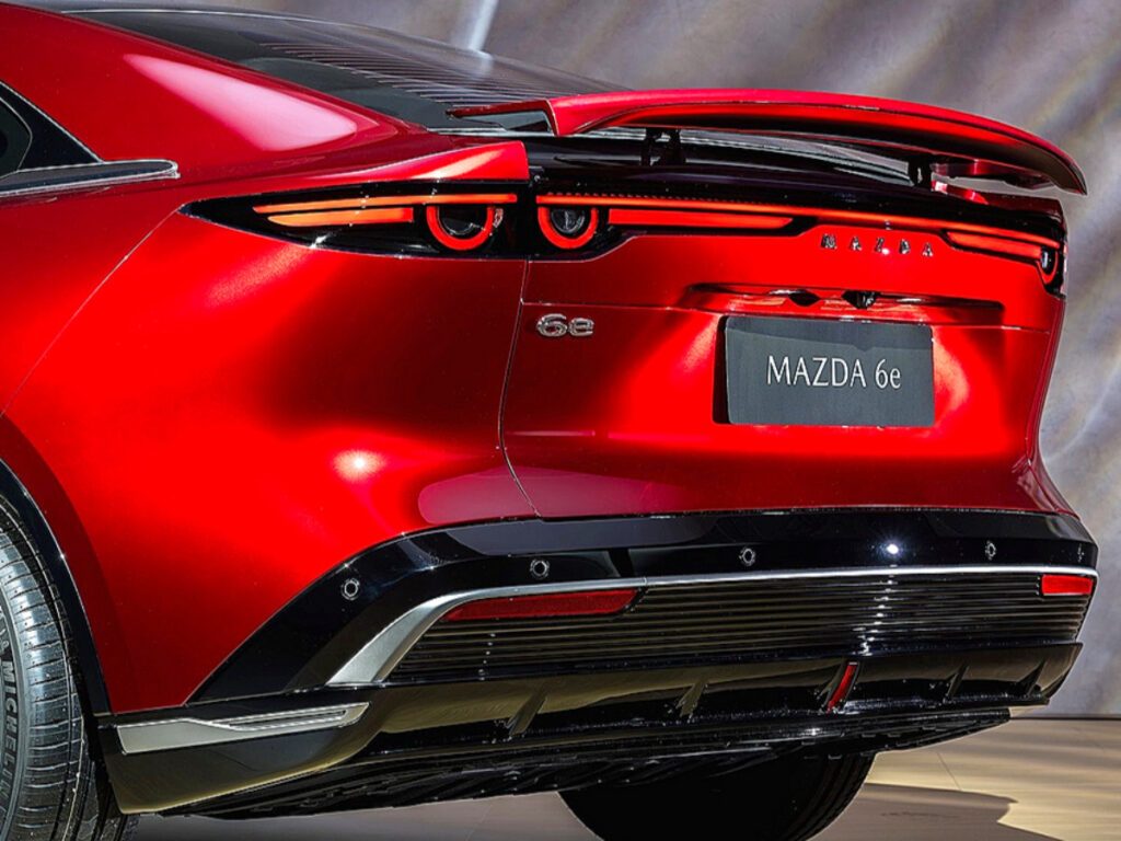 Mazda-electric-sedan-6e-launched-3-1024x768.jpg