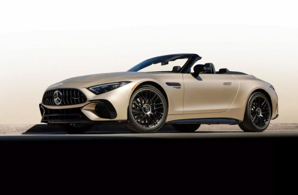 AMG-SL-%EA%B3%A8%EB%93%A0-%EC%BD%94%EC%8A%A4%ED%8A%B83%EC%9D%B4%EA%B1%B0-1024x670.jpg
