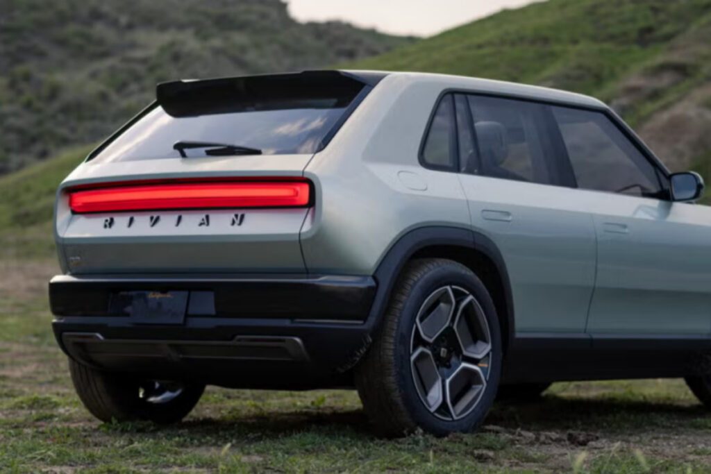 Rivian-announces-R3%C2%B7R3X-release-in-2027-3-1024x683.jpg