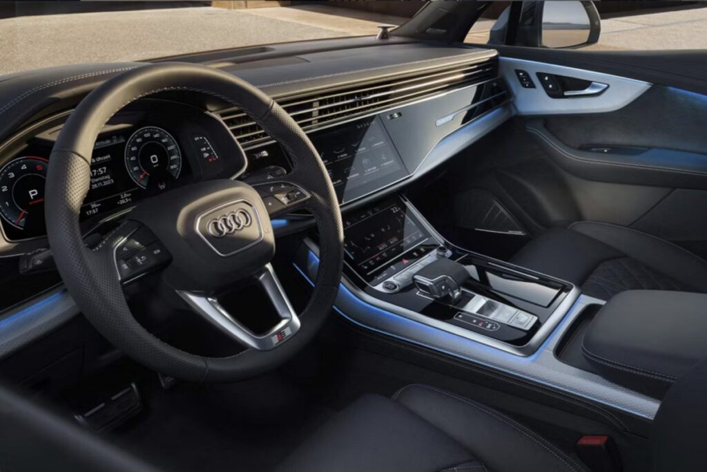 2025-model-The-New-Audi-Q7-launched-2-1024x683.jpg